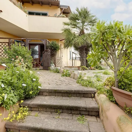 With Private Garden And Air Conditioning * Castelsardo