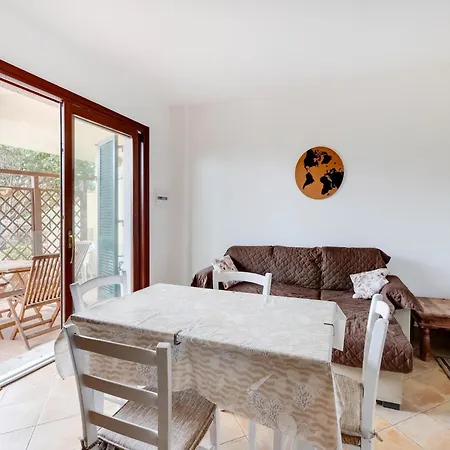 With Private Garden And Air Conditioning Castelsardo