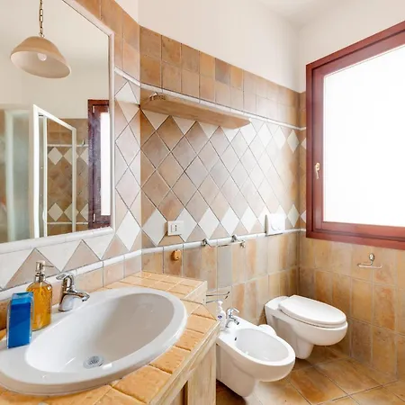 With Private Garden And Air Conditioning *