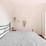 With Private Garden And Air Conditioning *