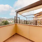 With Private Garden And Air Conditioning Apartment *