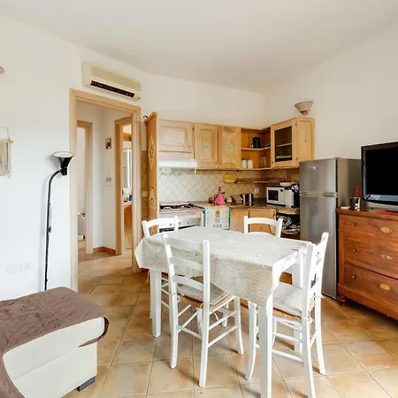 Apartment With Private Garden And Air Conditioning